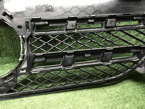 Решетка радиатора Mercedes GLB X247 (2019-2023)