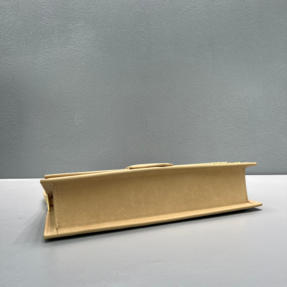 Jacquemus Le Bambino Long 28 cm