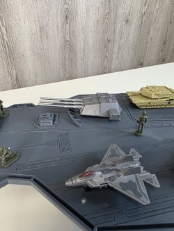 Игровой набор Авианосец в коробке (200016026)