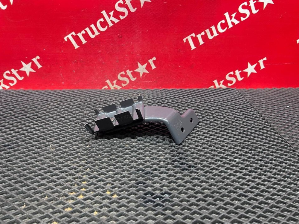 Кронштейн тормозных трубок