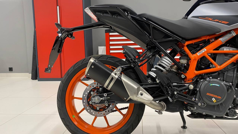 KTM 390 Duke