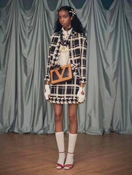 Костюм Valentino