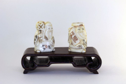 Сет нэцкэ Дзюродзин и Фукурокудзю на подставке