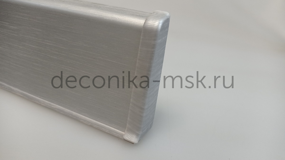 Плинтус напольный Деконика Д70 186 Алюминий (70х21х2200 мм) Deconika