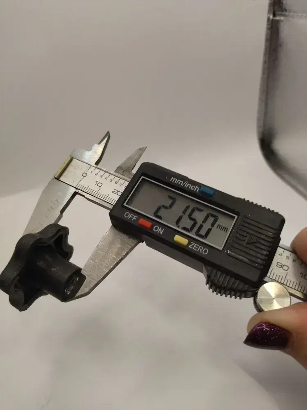 Гайка-барашек М6 х 1 сквозная проходная (2 шт в упаковке)