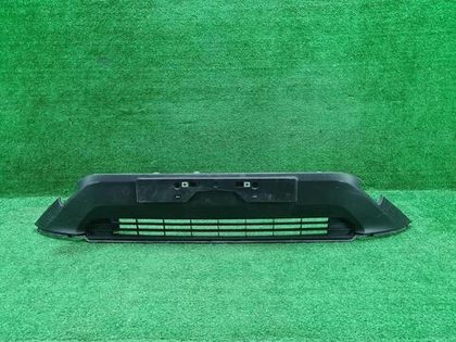 Решетка переднего бампера Toyota RAV4 5 XA50 18-нв