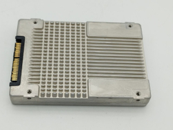 Nvme Intel P4500 ssdpe2KX020T7T 2Tb dell 0YNW0F