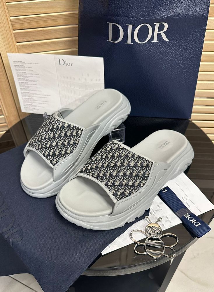 Шлепанцы Dior