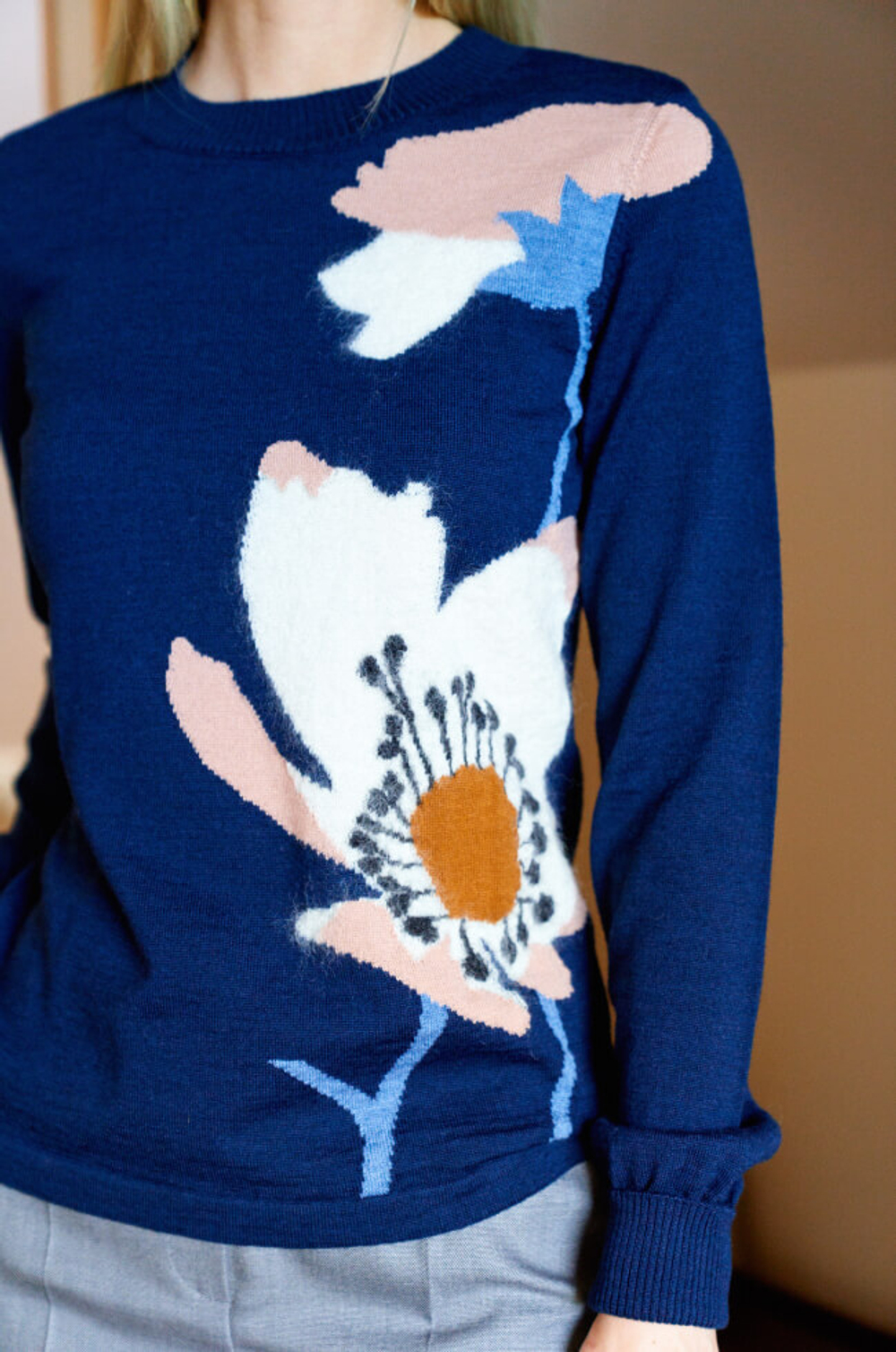 22212 Джемпер женский (т.синий жаккард)