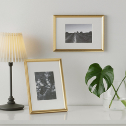 IKEA SILVERHÖJDEN  (ИКЕА СИЛВЕРХÖЙДЕН)  -  Рамка, цвет золота, 21x30 см