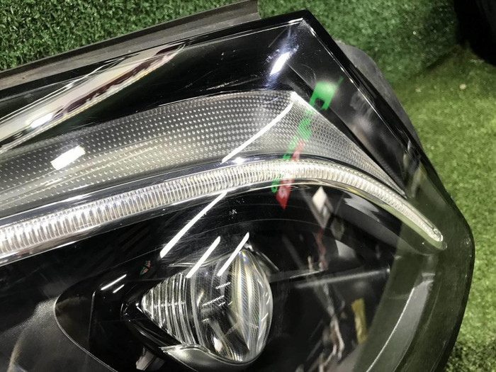 Фара правая Mercedes GLC X253 (2015-2019) LED