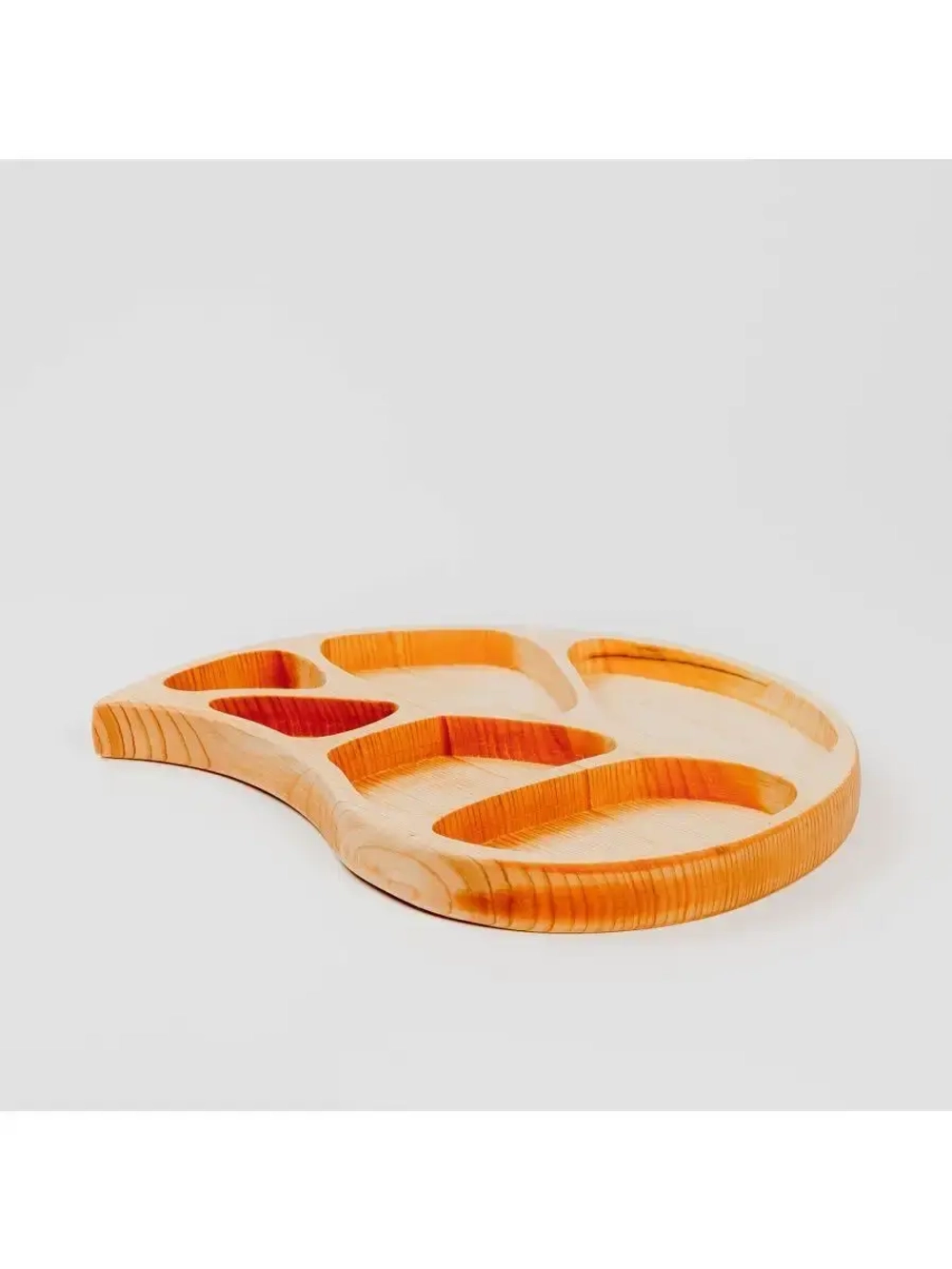 Деревянная менажница "Лист" из кедра