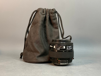 Nikon 35-70mm f/3.3-4.5 AF Nikkor