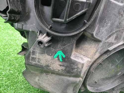 Фара левая BMW X3 G01 (2021-2024) LED