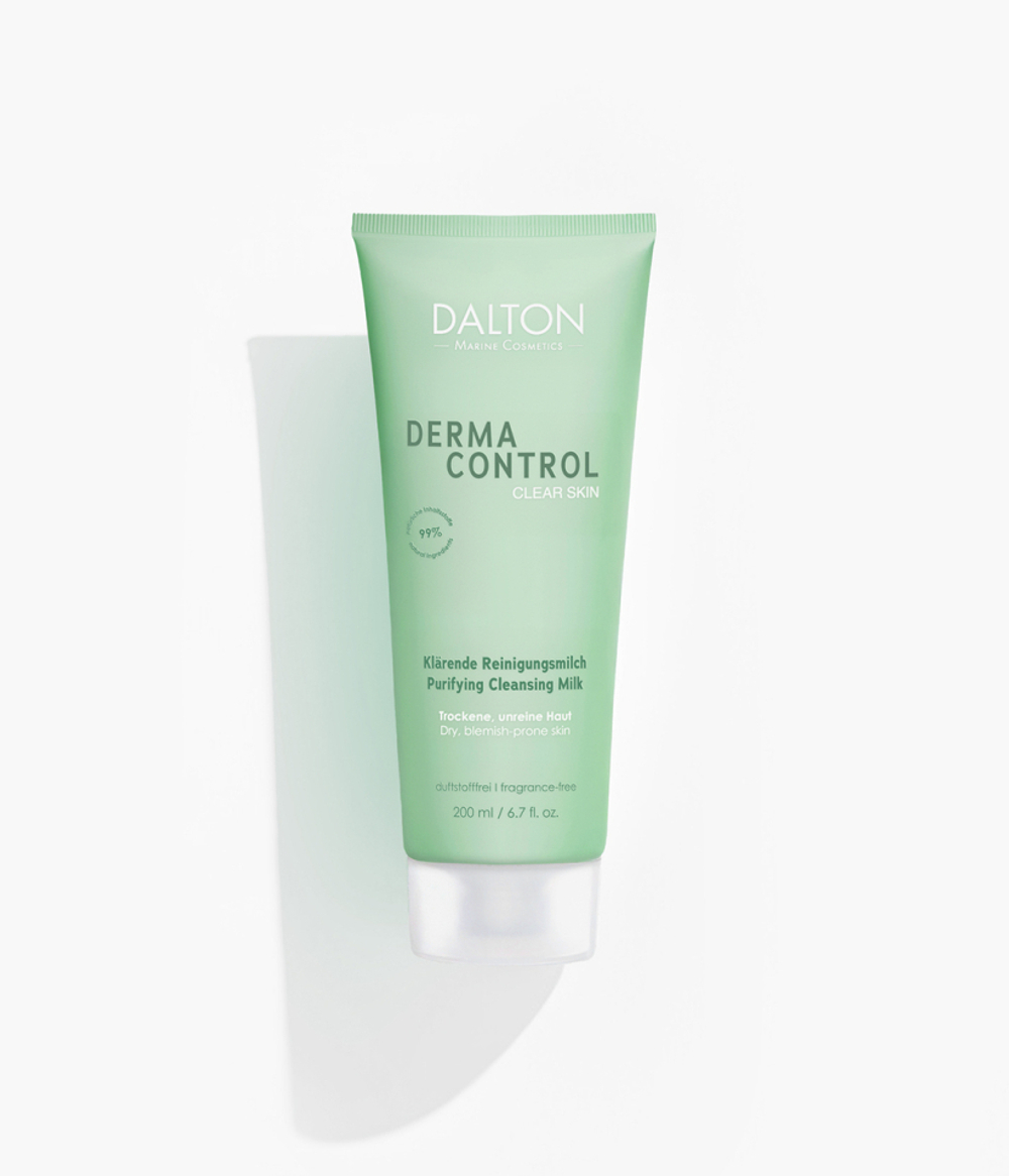 Dalton Противовоспалительное очищающее молочко - CLEAR SKIN Purifying Cleansing Milk, 200 мл