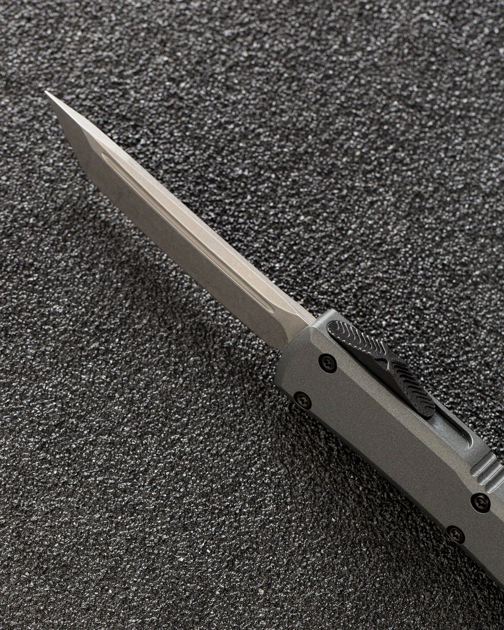 Автоматический складной нож SteelBro Ultratech T/E Tanto Cerakote Carbon Grey VG-10 123-10CBGYCS (серый-металик)