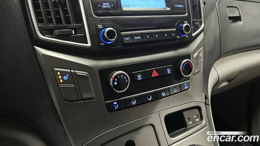 Hyundai The New Grand Starex Van 3-х местный (06.2020)