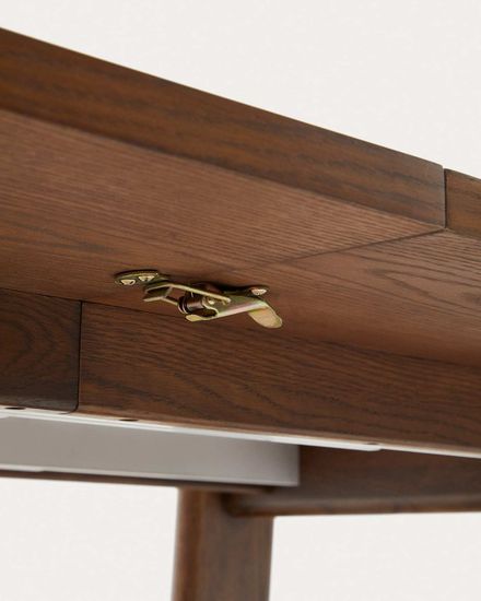 Arlen Раздвижной стол из массива дуба и шпона с отделкой ореха 200(250) 95 см Испания 