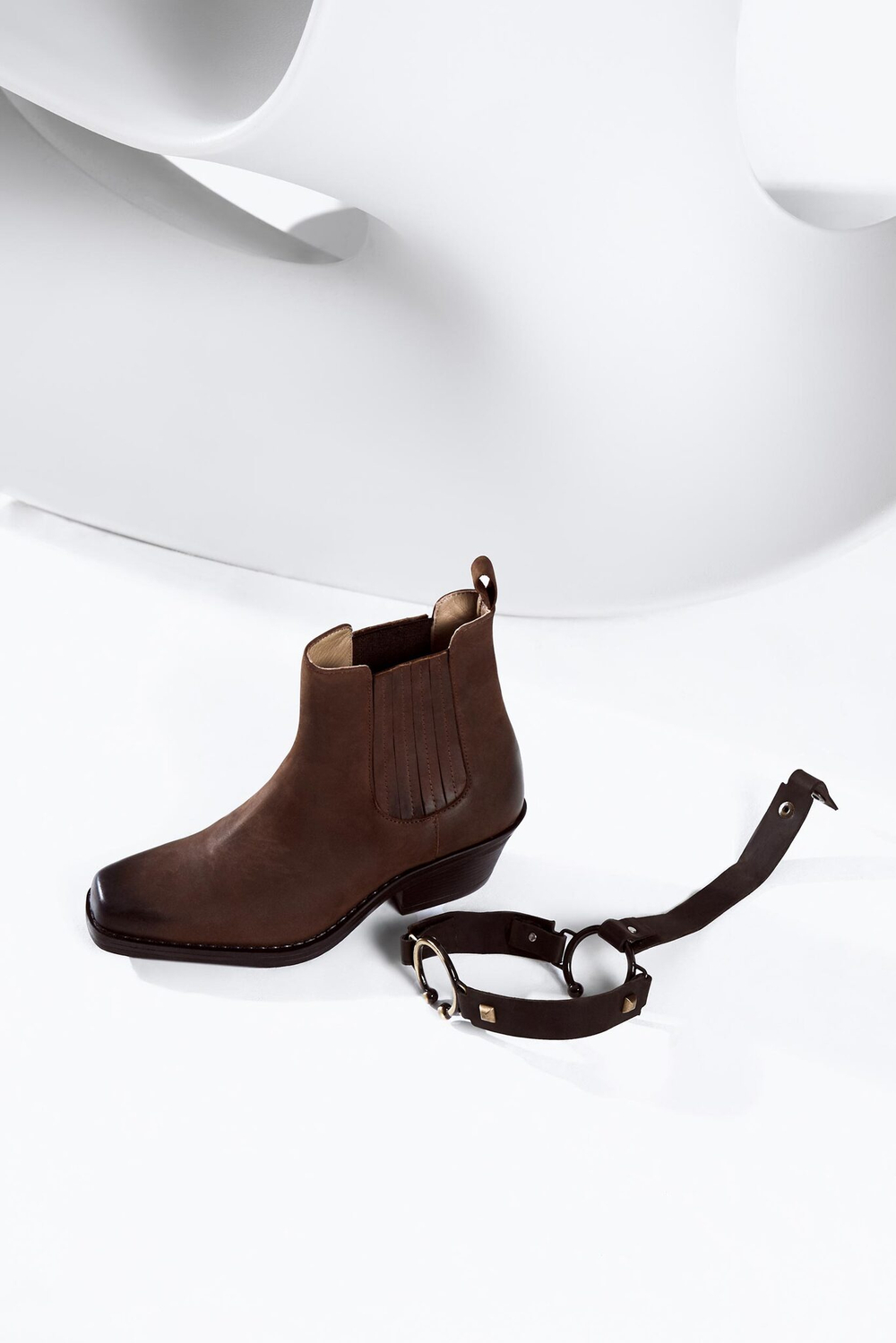 Казаки в ковбойском стиле из натуральной кожи MILEY