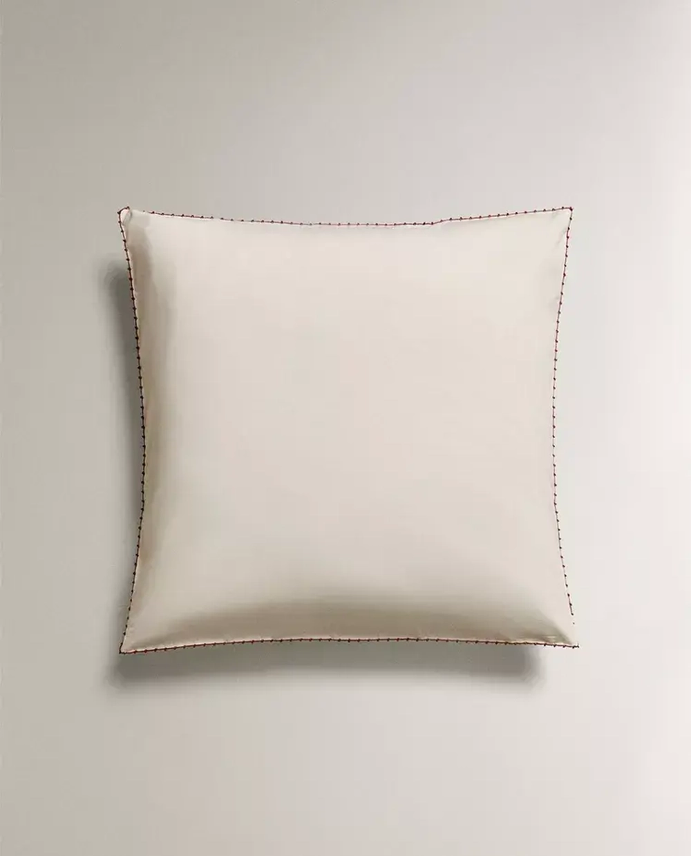 ZARA HOME ДЕТСКАЯ ОДНОТОННАЯ НАВОЛОЧКА С ВЫШИВКОЙ, БЕЛЫЙ/КОРИЧНЕВЫЙ