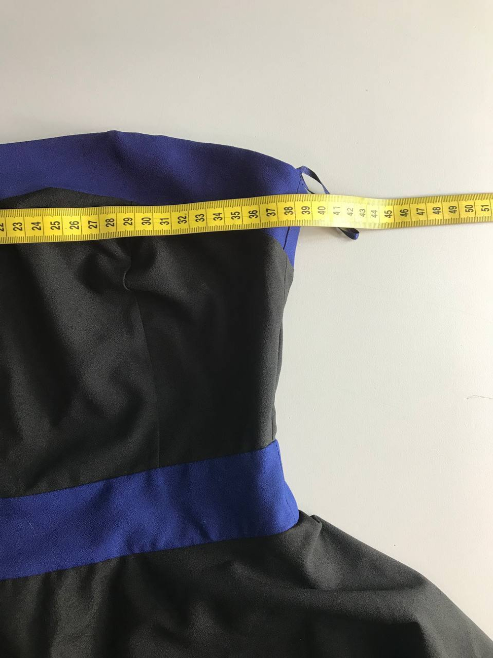 Платье с баской, маркировка S, визуально на 44 размер