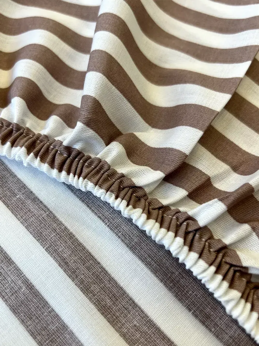 Постельное белье "Мэри/Мэри (компаньон)" евро наволочки 50х70 2шт Простынь на резинке 180х200 см Пододеяльник 200х215 см Сказка сатин