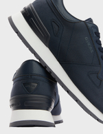 Кроссовки GUESS