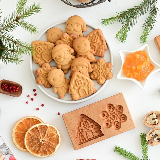 форма для пряника домик и снежинка