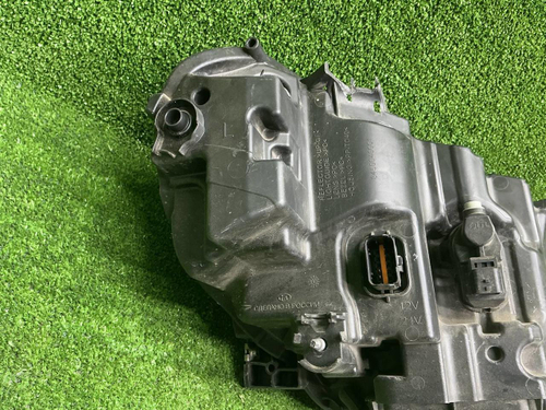 Фара левая Lada Vesta (2022-н.в.) LED