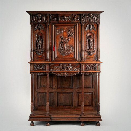 Винтаж: Бар в стиле неоренессанс