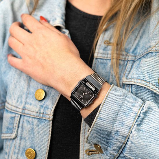 Наручные часы Casio AQ-800E-1A