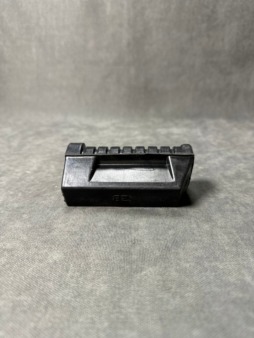 Накладка подножки водителя резиновая Minsk D4 125