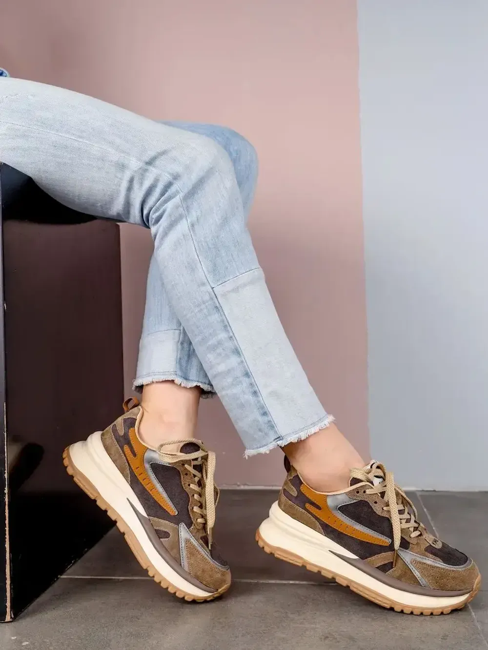 Кроссовки женские натуральная кожа