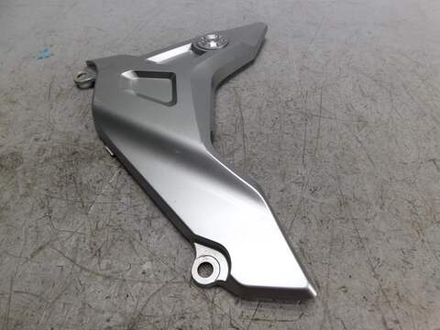 Пластик боковой левый Honda NC750X RH09 83631-MKW-D0