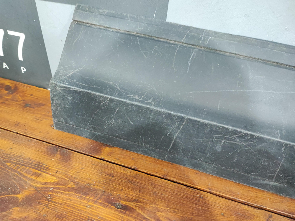 Накладка двери передней правой Volkswagen Tiguan 2 16-нв Б/У Оригинал 5NA854940N