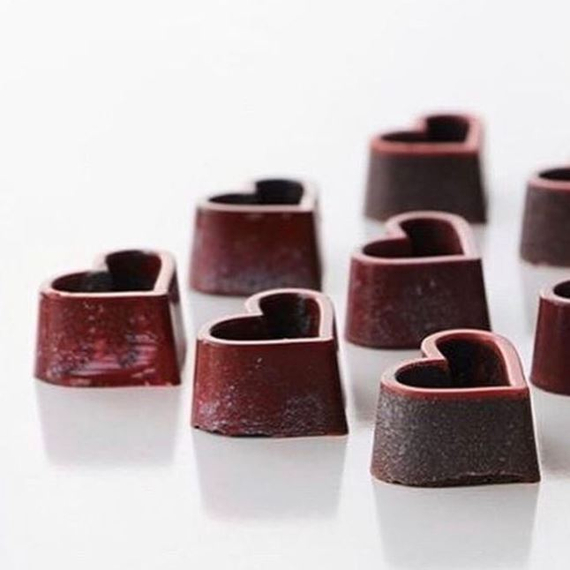 353 | Форма для шоколадных открытых конфет &quot;Сердце&quot; (275*175 мм)