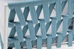 "Диего" кресло плетеное из роупа, каркас алюминий светло-серый (RAL7035) муар, роуп бирюзовый круглый, ткань светло-серая