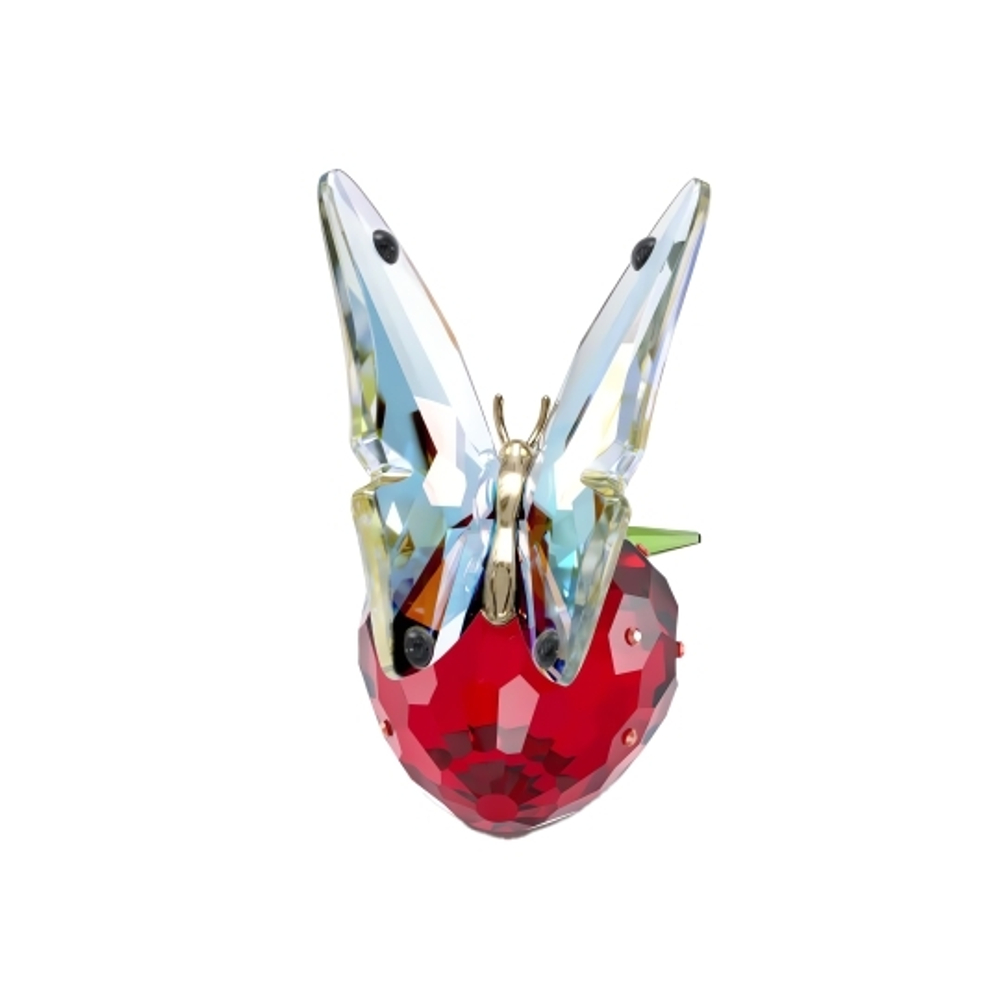 IDYLLIA:BUTTERFLY AND STRAWBERRY