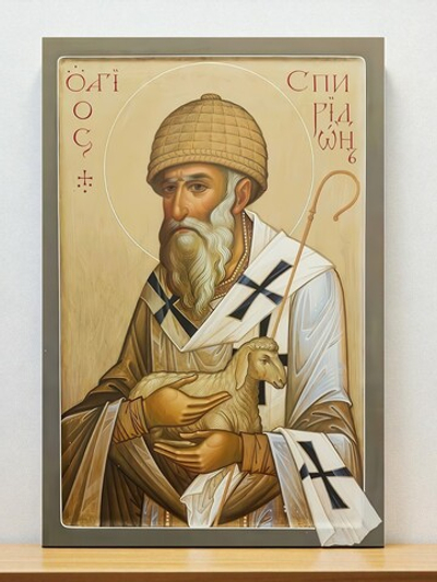 Спиридон Тримифунтский святитель епископ с овечкой. Деревянная икона на левкасе