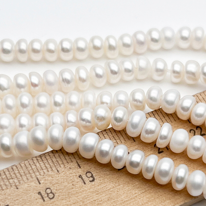 Жемчуг бусины, размер около 5,8-6*3,7-4,5 мм, цена за отрезок 18 см (1/2 нити)