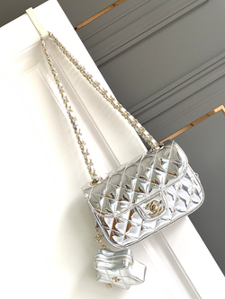 Chanel Bag 20 cm