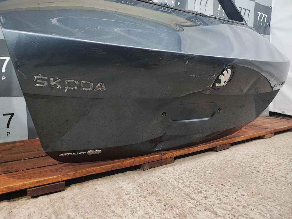 Крышка багажника Skoda Rapid 1 12-20 Б/У Оригинал 5JA827219