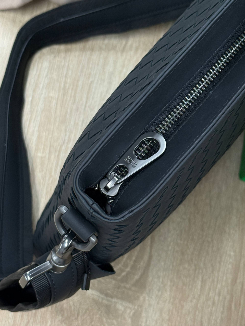 Сумка-мессенджер Bottega Veneta