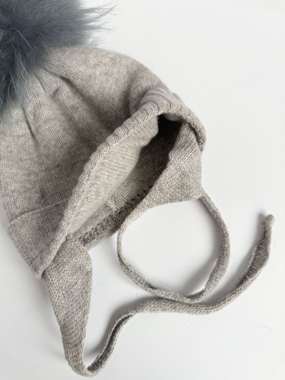 Кашемировая шапка, 74