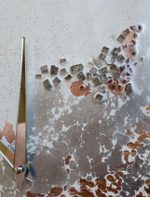 Интерьерные часы ручной работы подарочные из смолы