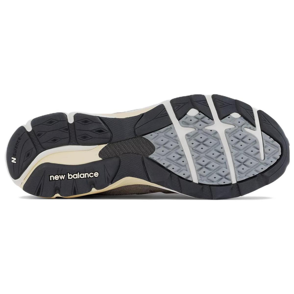 Кроссовки New Balance Teddy Made NB 990 V3, M990TG3