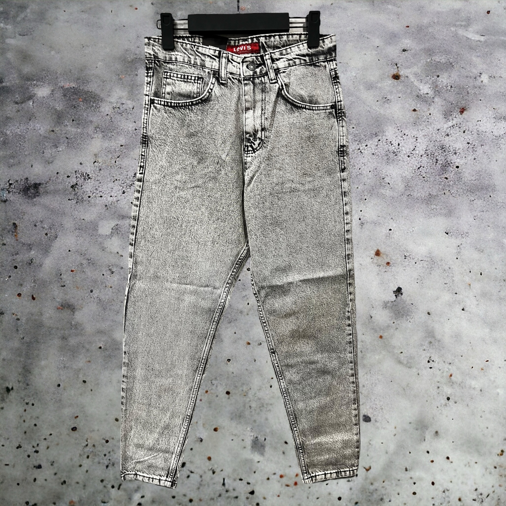 Джинсы «‎Бананы» Levi's • Серый