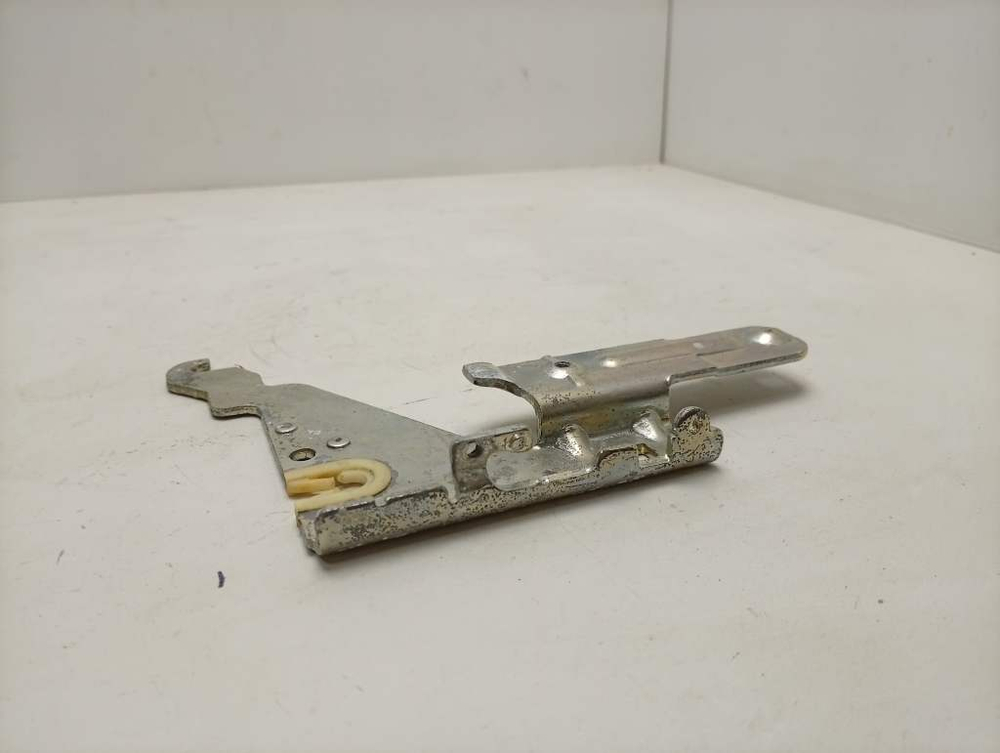 SMS40D02RU/09 ктп3 Петля левая для посудомоечных машин Bosch Siemens 12005776 б/у