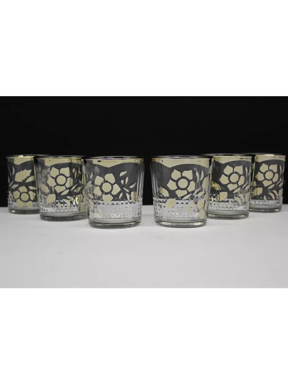 Стакан для напитков сока и воды