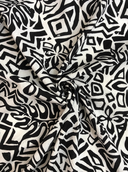 Плательная лен принт геометрия черная на белом BST3482